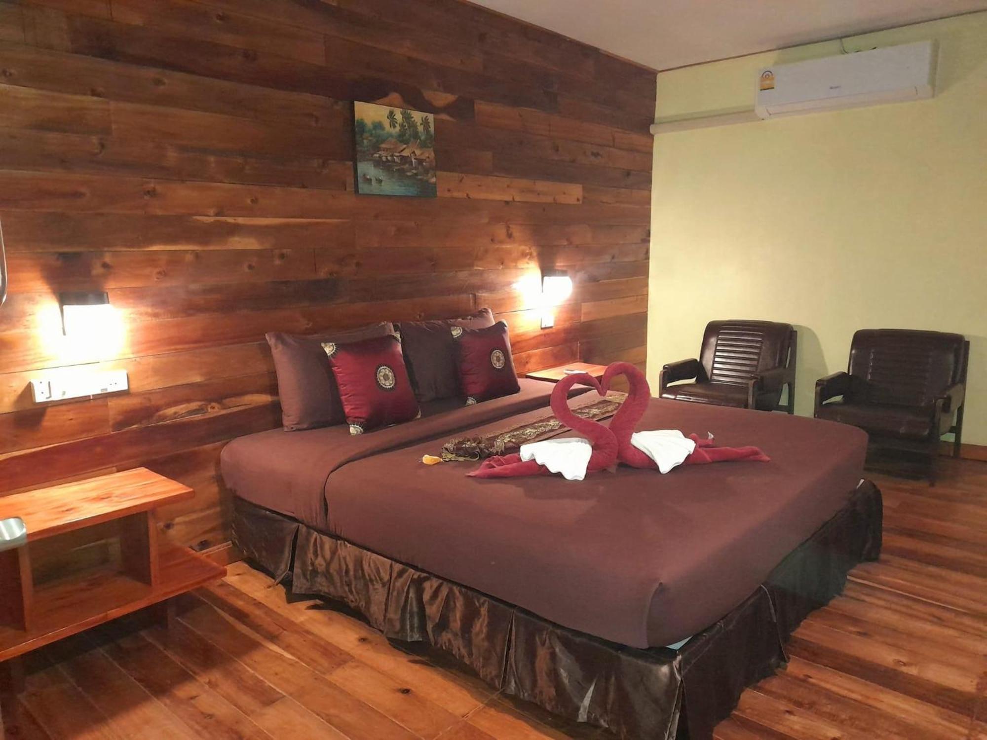 Coconut Lanta Resort @Klong Dow Beach 끄라비 외부 사진