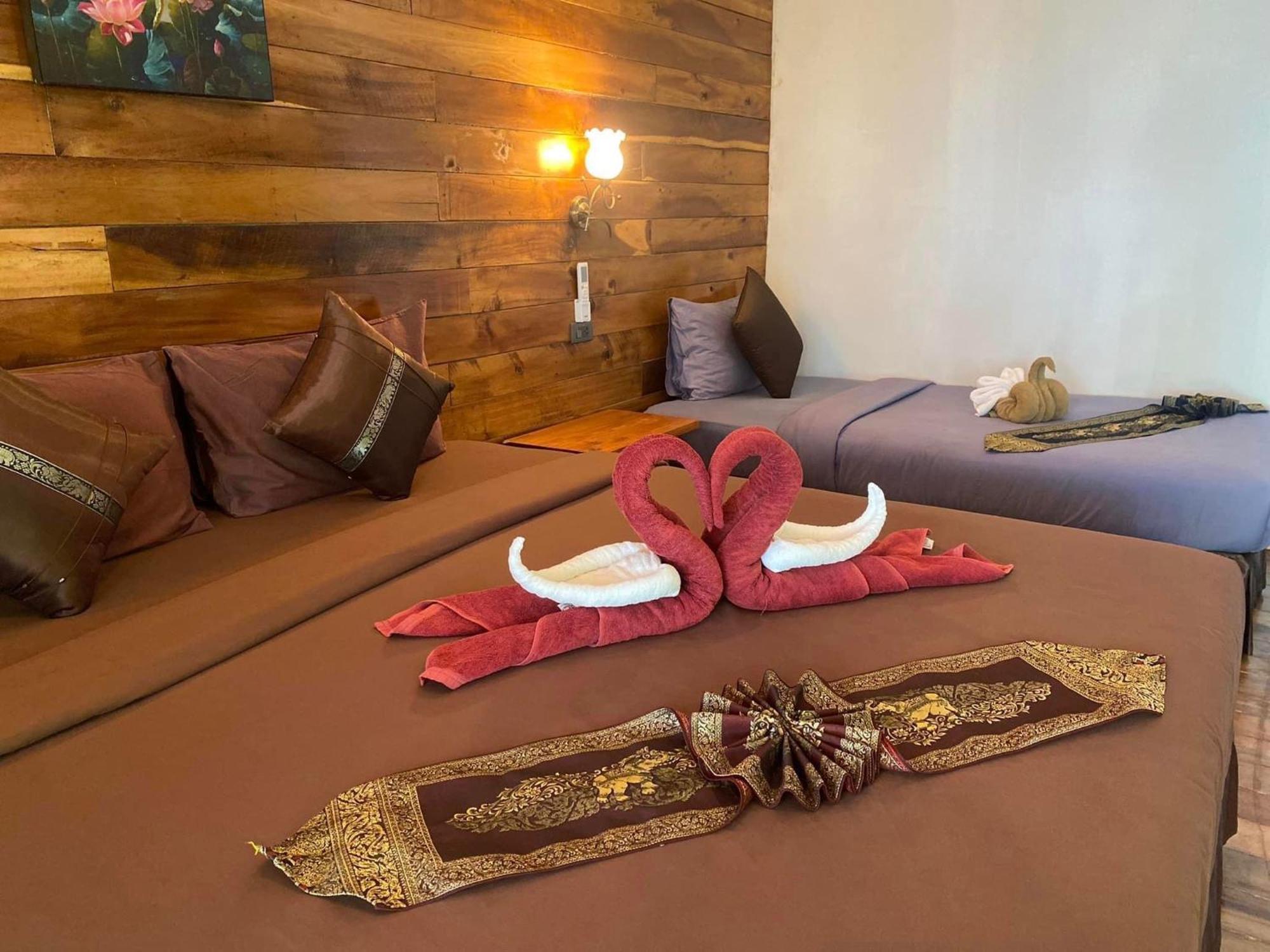 Coconut Lanta Resort @Klong Dow Beach 끄라비 외부 사진